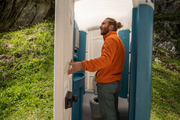 Best Porta potty delivery and setup  in Petaluma, CA